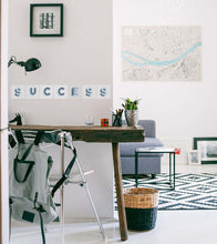 Carregar imagem no visualizador da galeria, Autocolantes decorativos letras azuis para escrever uma frase que lhe inspire!
